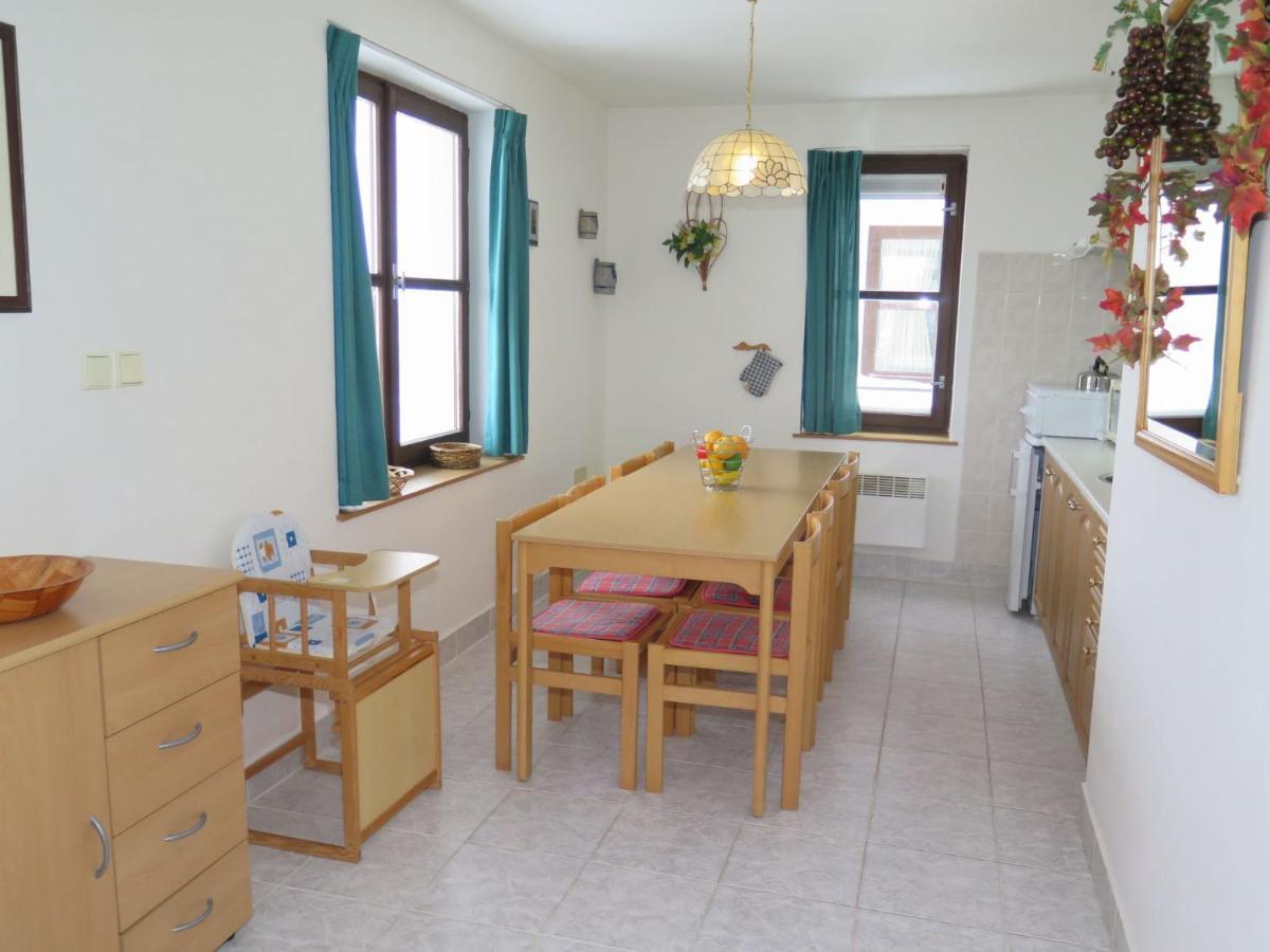 Holiday Home Stárkov Esterno foto